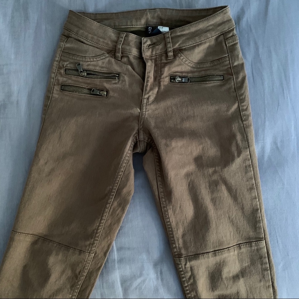 Skinny Cargo styled Pants